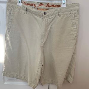 Men’s Tommy bahama shorts.